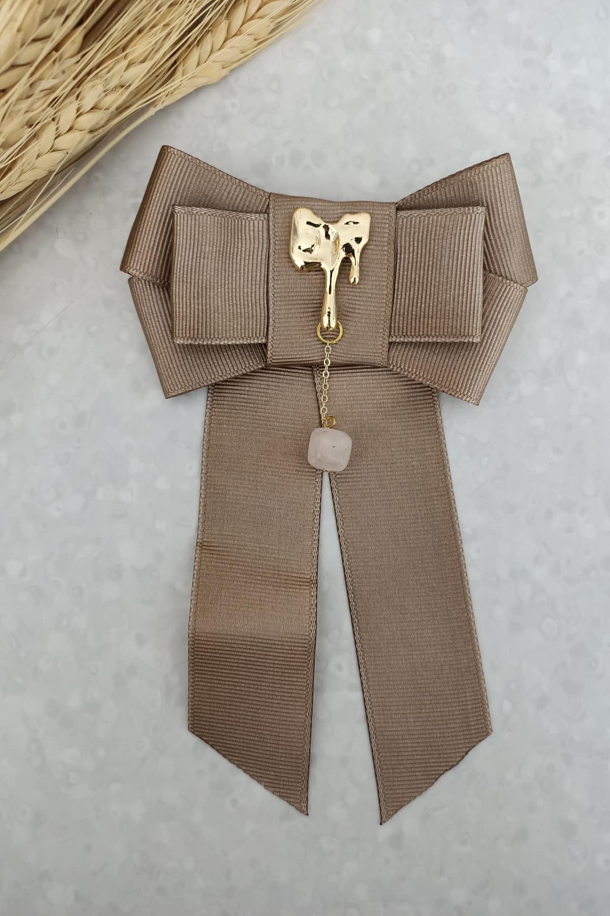 Broşlar Nasıl Kombinlenmelidir?